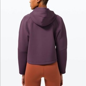 Lululemon AirWrap Hoodie size 4